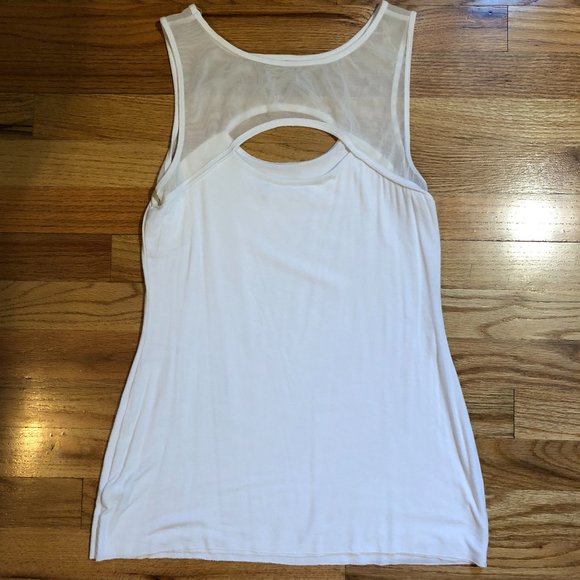 BAILEY 44 KEYHOLE CUT OUT MESH SLEEVELESS TOP M * - Picture 4 of 6